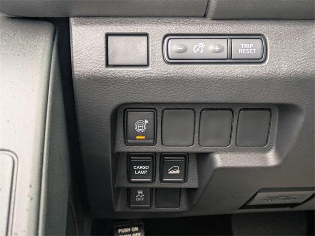 new 2025 Nissan Frontier car