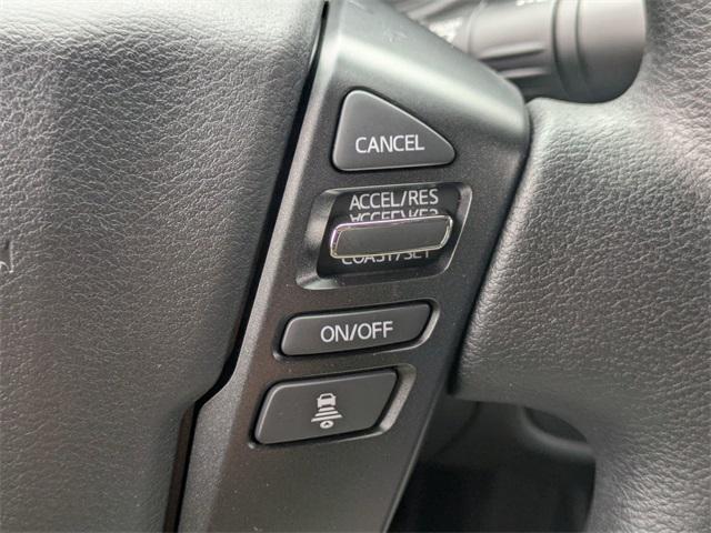 new 2025 Nissan Frontier car