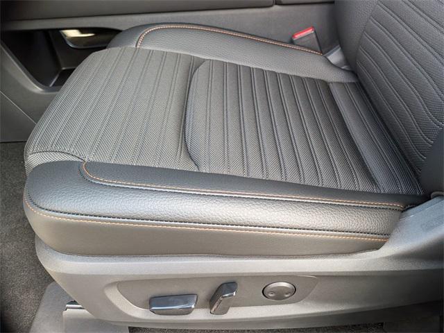 new 2025 Nissan Pathfinder car