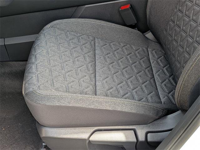 new 2025 Nissan Kicks car