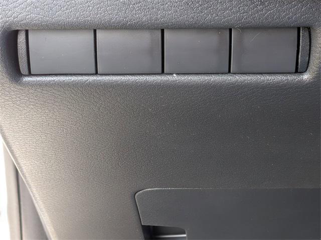 new 2025 Nissan Kicks car