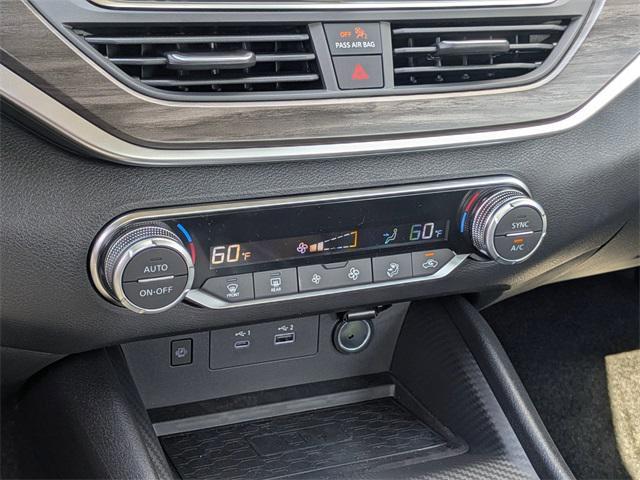 new 2025 Nissan Altima car