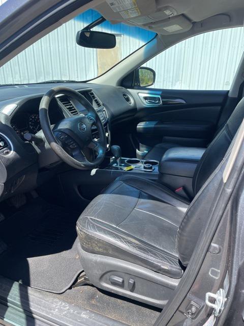used 2015 Nissan Pathfinder car, priced at $6,500