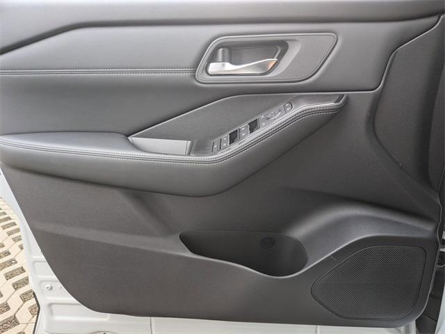 new 2025 Nissan Rogue car, priced at $39,885