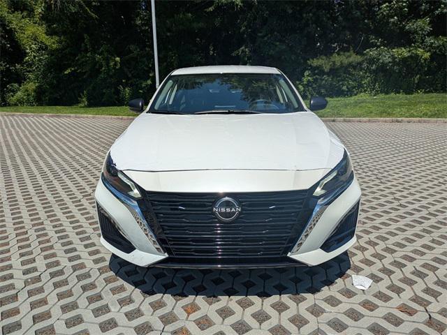 new 2025 Nissan Altima car