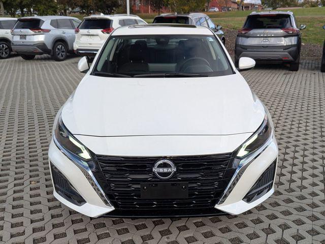 new 2025 Nissan Altima car, priced at $31,055