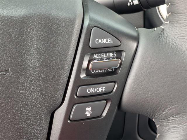 new 2025 Nissan Frontier car