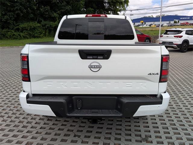 new 2025 Nissan Frontier car