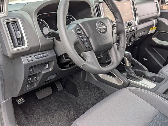 new 2025 Nissan Frontier car