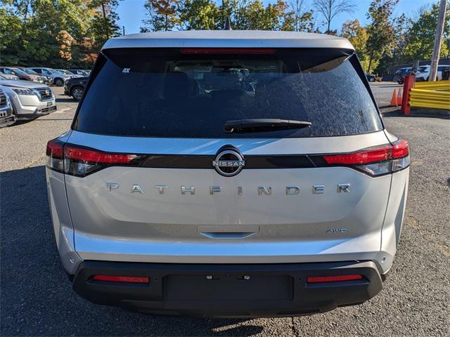 new 2024 Nissan Pathfinder car, priced at $40,830