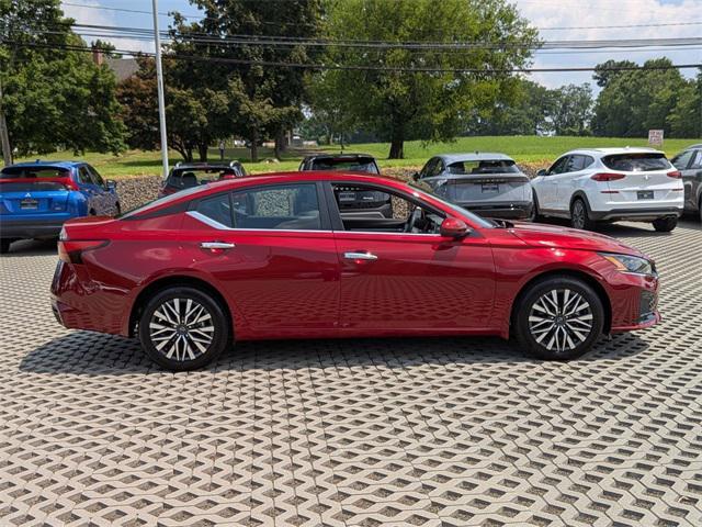 used 2023 Nissan Altima car, priced at $24,000