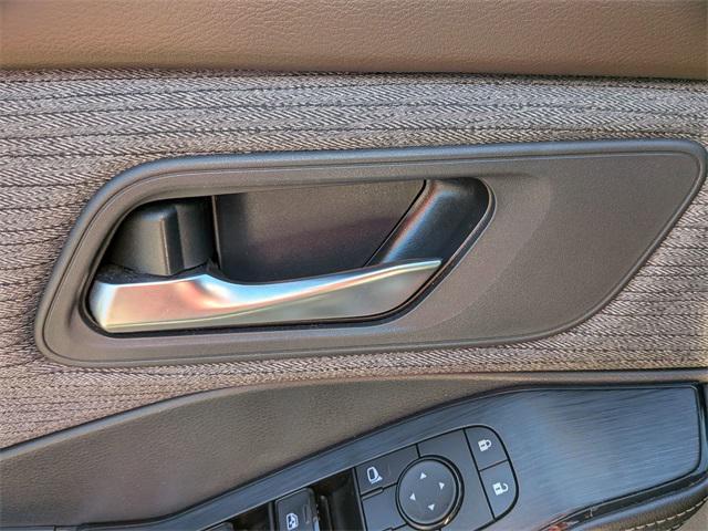 used 2022 Nissan Rogue car, priced at $20,000