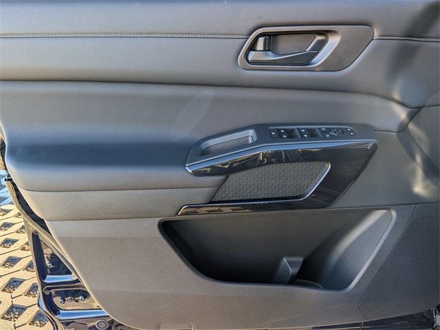 new 2025 Nissan Pathfinder car