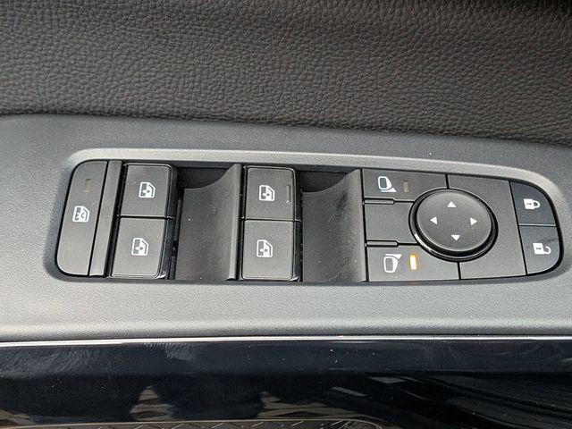 new 2025 Nissan Pathfinder car, priced at $43,890