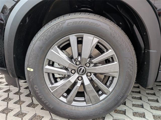 new 2025 Nissan Pathfinder car, priced at $43,890