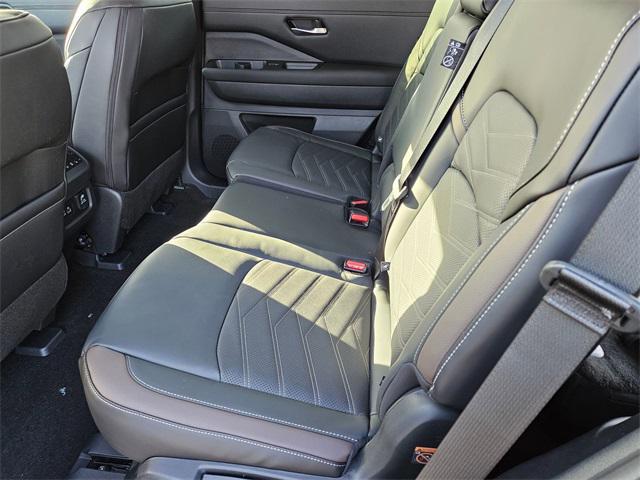 new 2025 Nissan Pathfinder car, priced at $54,565