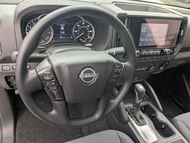new 2025 Nissan Frontier car