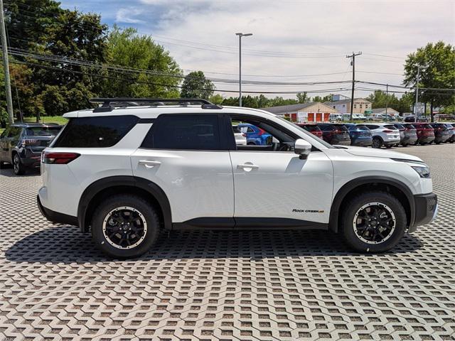 new 2025 Nissan Pathfinder car