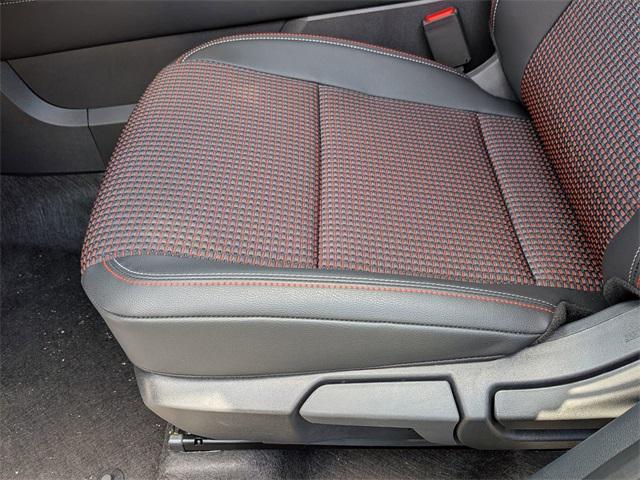 new 2025 Nissan Kicks car