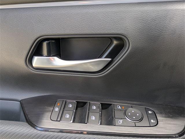 new 2025 Nissan Kicks car, priced at $32,690