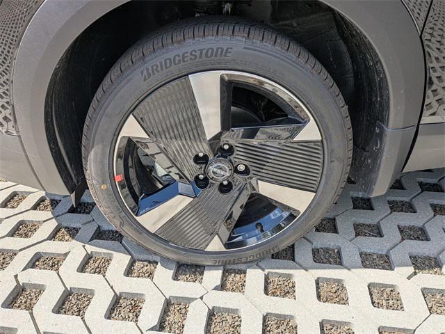 new 2025 Nissan Kicks car, priced at $32,690