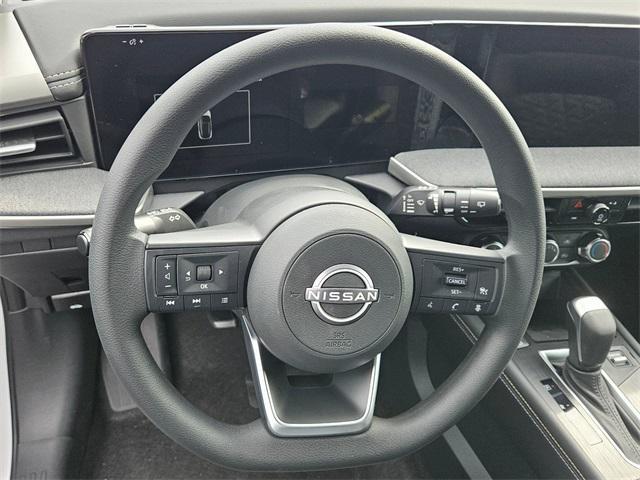 new 2025 Nissan Kicks car, priced at $27,180