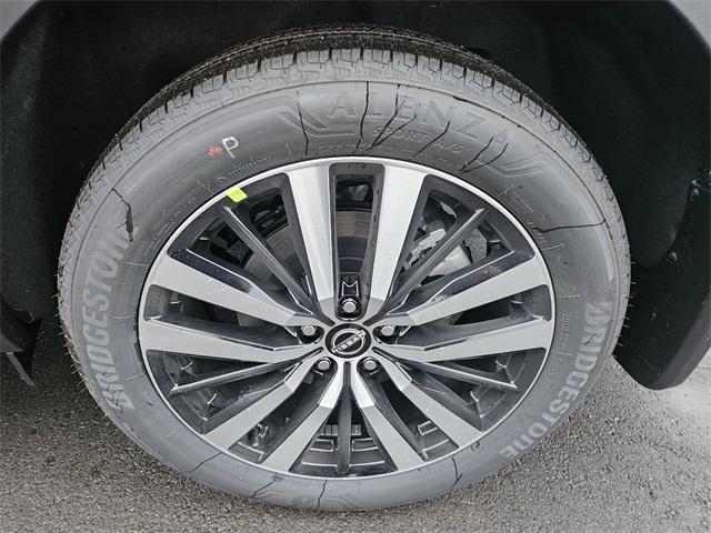 new 2025 Nissan Pathfinder car, priced at $54,885