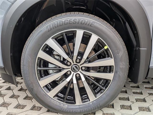 new 2025 Nissan Pathfinder car, priced at $54,860