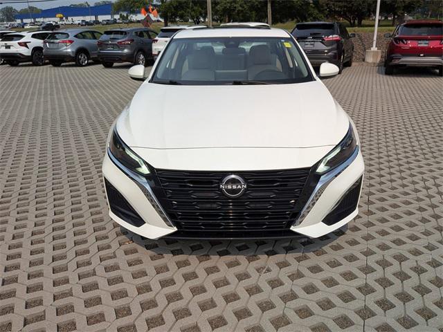 used 2023 Nissan Altima car, priced at $18,990