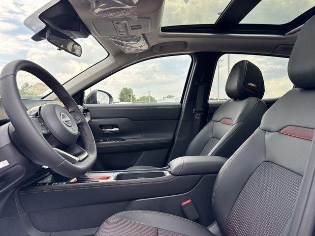 new 2025 Nissan Kicks car, priced at $29,561