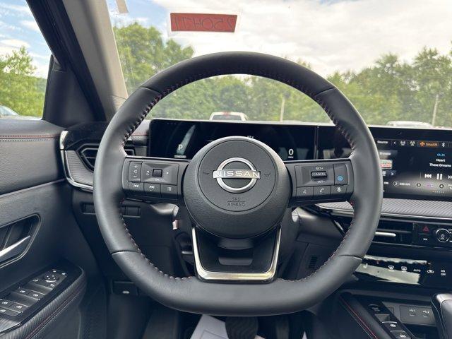 new 2025 Nissan Kicks car, priced at $29,561