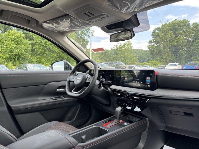 new 2025 Nissan Kicks car, priced at $29,561