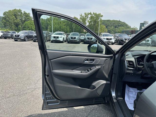 new 2025 Nissan Rogue car, priced at $32,985