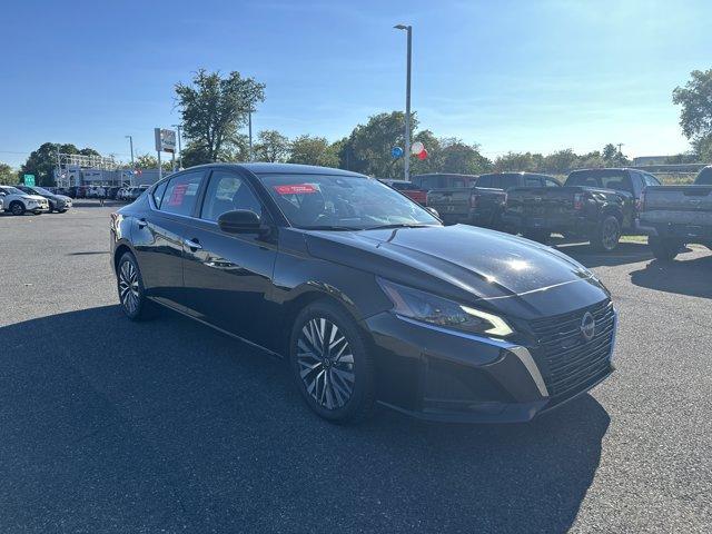 used 2023 Nissan Altima car, priced at $18,998