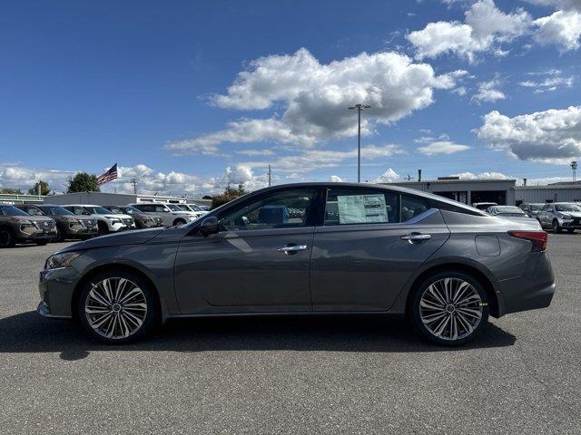 new 2025 Nissan Altima car, priced at $34,270