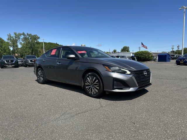 used 2023 Nissan Altima car, priced at $23,997