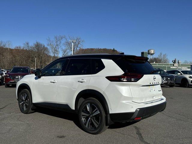 new 2025 Nissan Pathfinder car, priced at $55,030