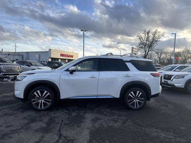 new 2025 Nissan Pathfinder car, priced at $53,530