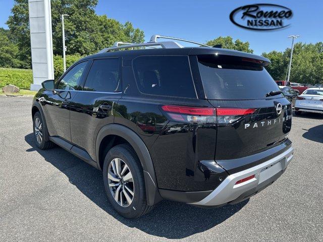 new 2025 Nissan Pathfinder car, priced at $44,705