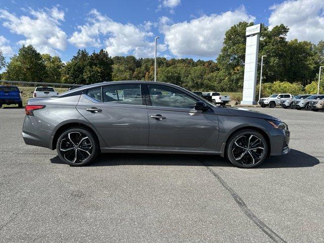 new 2025 Nissan Altima car, priced at $33,675