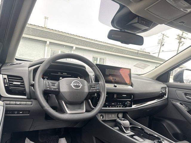 new 2025 Nissan Rogue car, priced at $39,325