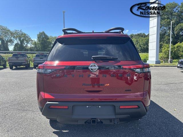 new 2025 Nissan Pathfinder car, priced at $45,372