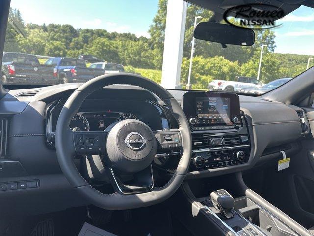 new 2025 Nissan Pathfinder car, priced at $45,372