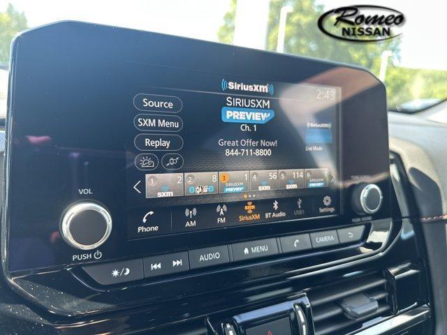 new 2025 Nissan Pathfinder car, priced at $45,372
