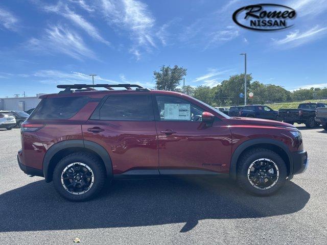 new 2025 Nissan Pathfinder car, priced at $45,372