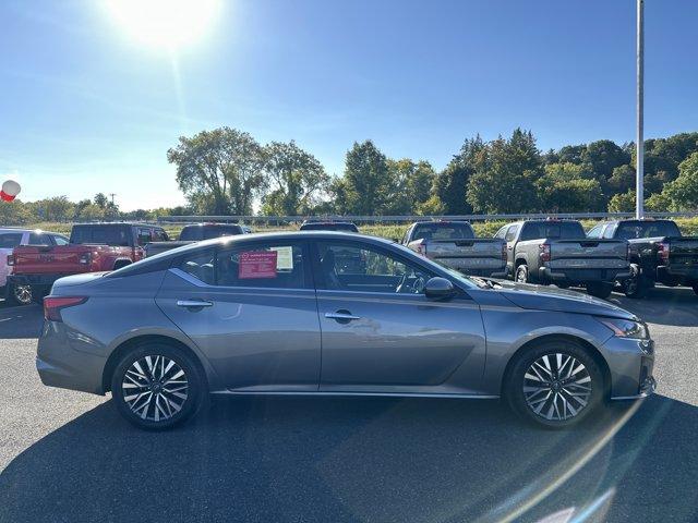used 2023 Nissan Altima car, priced at $19,999