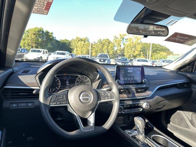 used 2023 Nissan Altima car, priced at $19,999
