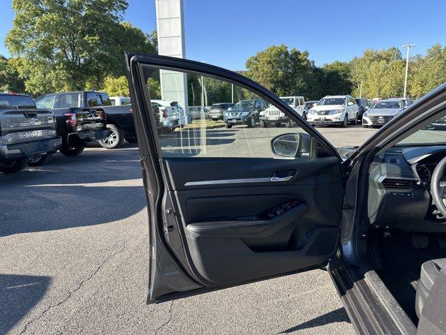 used 2023 Nissan Altima car, priced at $19,999