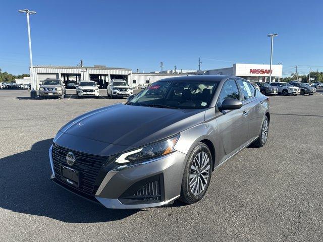 used 2023 Nissan Altima car, priced at $19,999