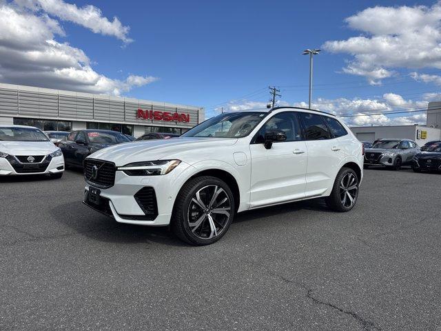 used 2023 Volvo XC60 Recharge Plug-In Hybrid car, priced at $40,995